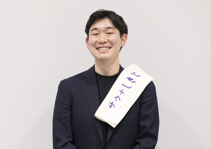 セールス　高島 啓輔